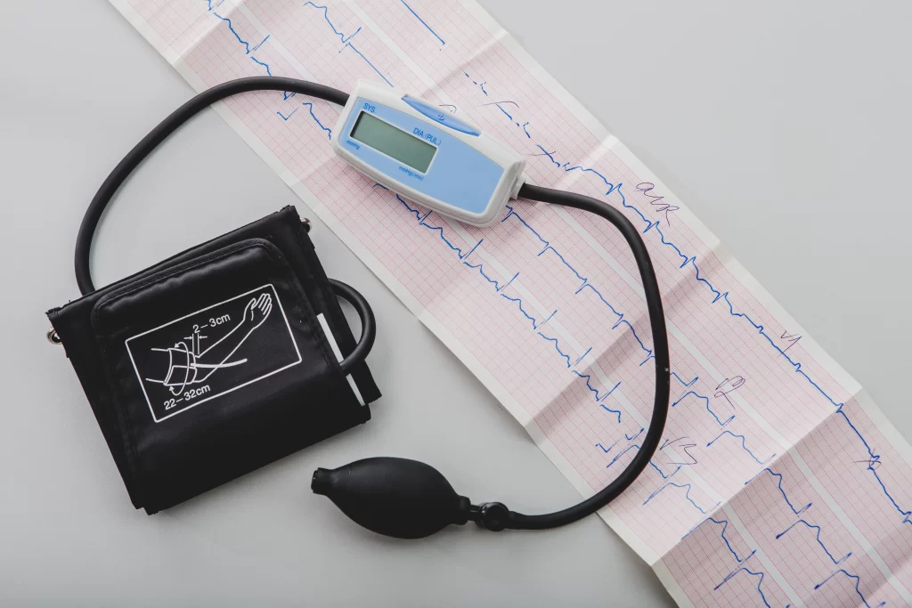 ¿Qué es un Electrocardiograma y Para Qué Sirve? ¡Descúbrelo!