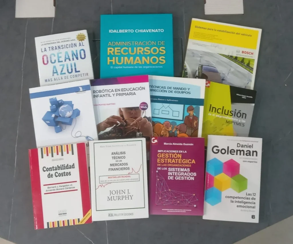 Donación de Libros Esenciales para la Formación Profesional en el ITSQMET