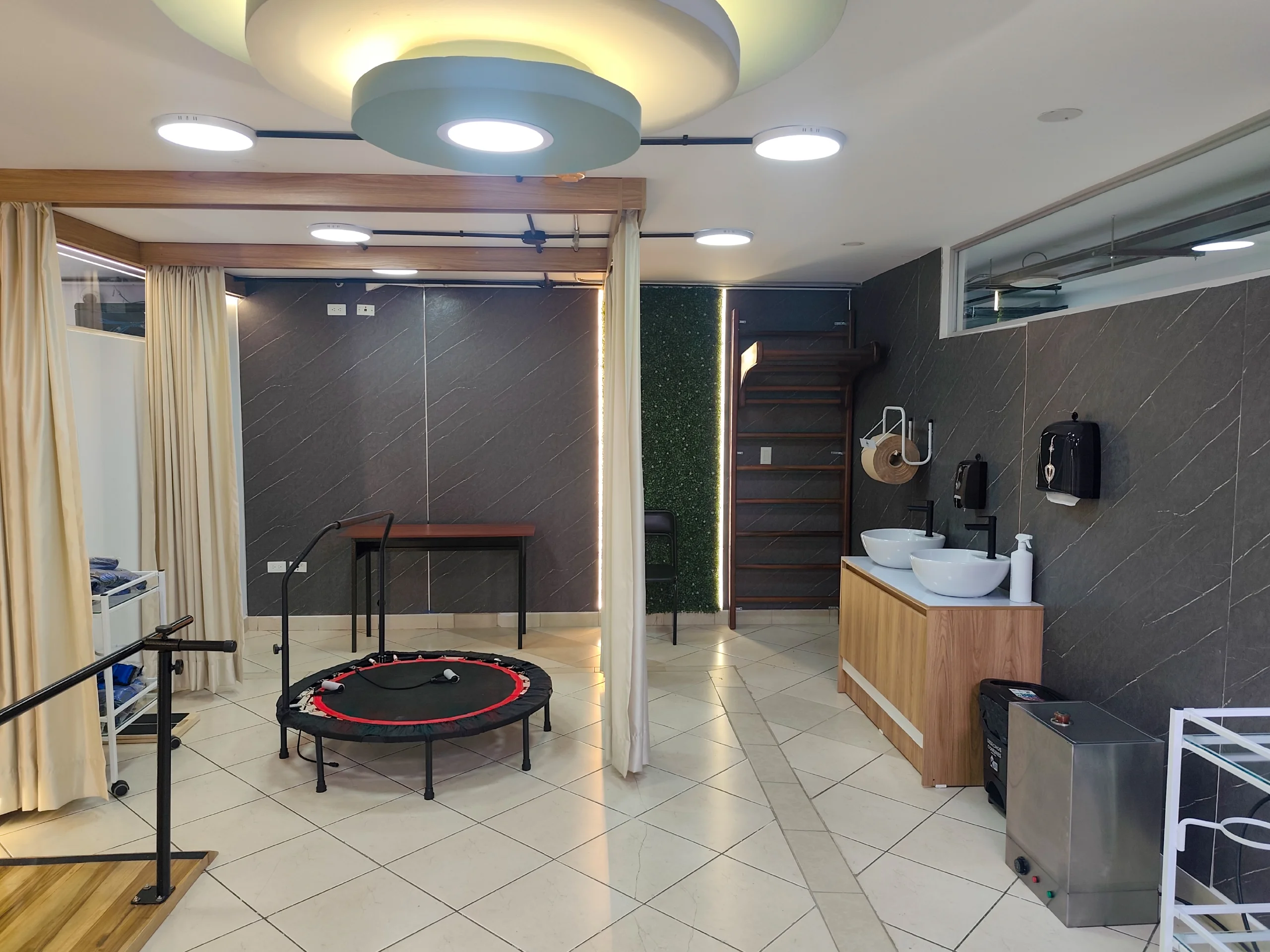 Laboratorios de Rehabilitación Física del ITSQMET